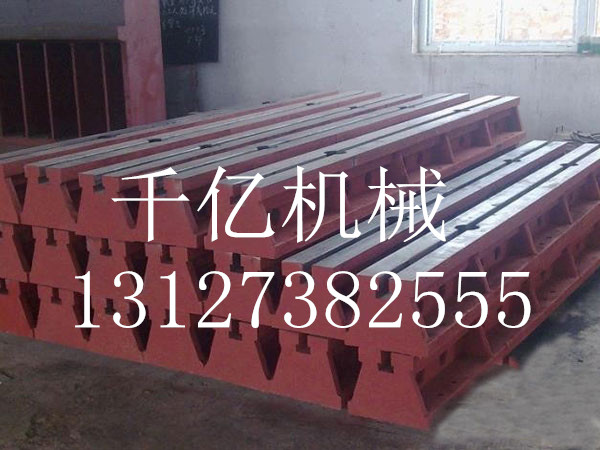 千亿铸铁地轨的质量检查和保养